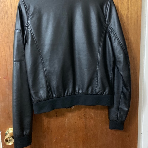 Leather jacket - Picture 5 of 5